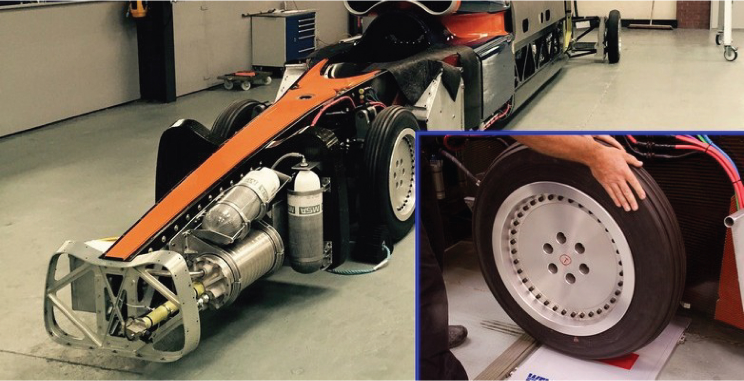 Weightron-Weighing-a-100mph-super-car-with-bloodhound